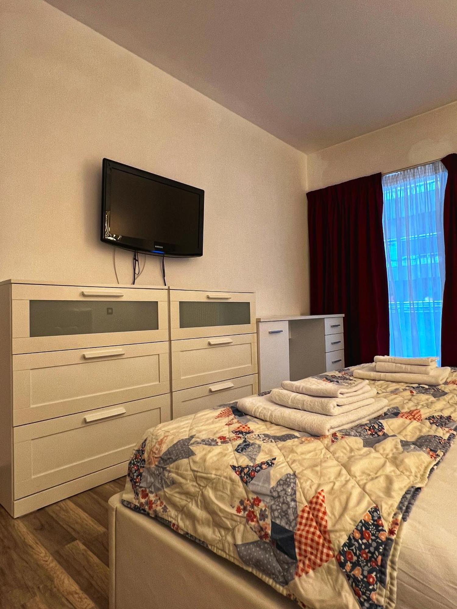公寓 Amazing Park Residences 5 布加勒斯特